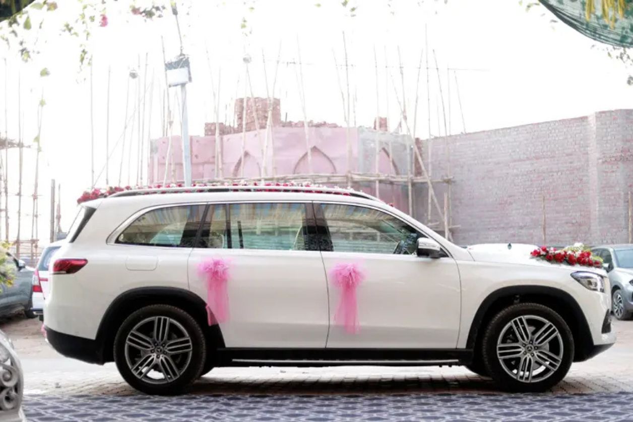 Luxury Car 1